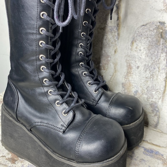 Demonia Trashville Boots 502 - Picture 5 of 9